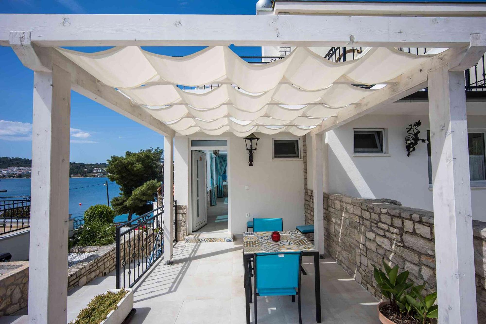 Boutique Guesthouse Sveti Petar, On The Beach, Heated Pool & Boat Berth - Adult Only Nečujam Kültér fotó