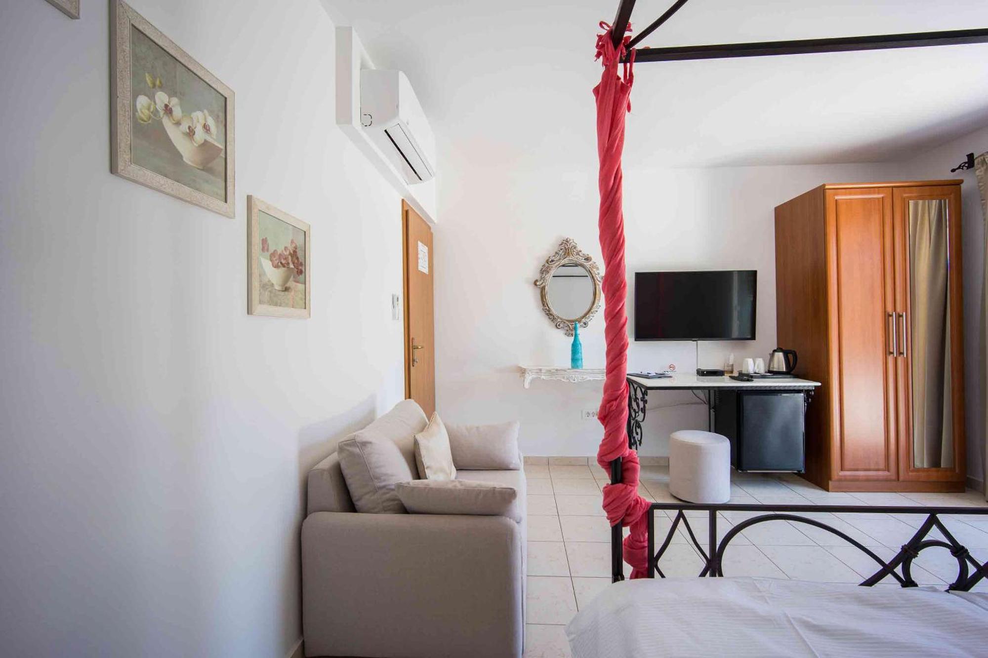 Boutique Guesthouse Sveti Petar, On The Beach, Heated Pool & Boat Berth - Adult Only Nečujam Szoba fotó